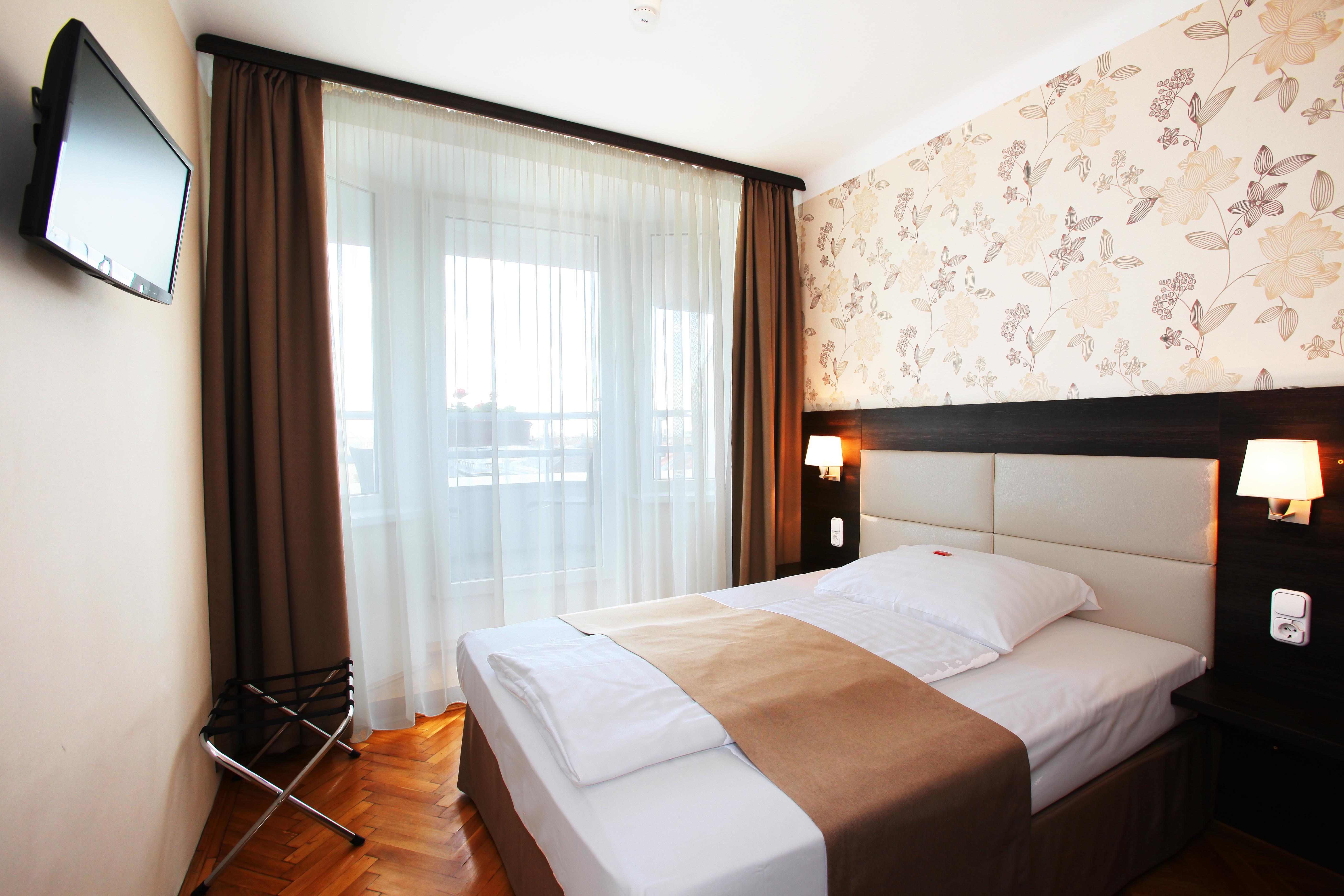 Medos Hotel Budapest Esterno foto