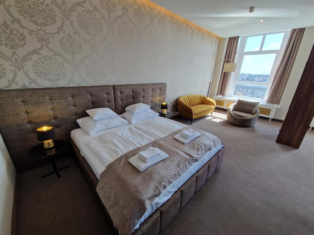 Medos Hotel Budapest Esterno foto